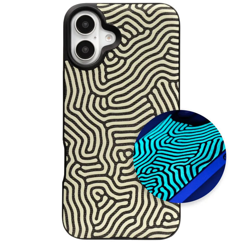 London Snap for MagSafe Cell Phone Case