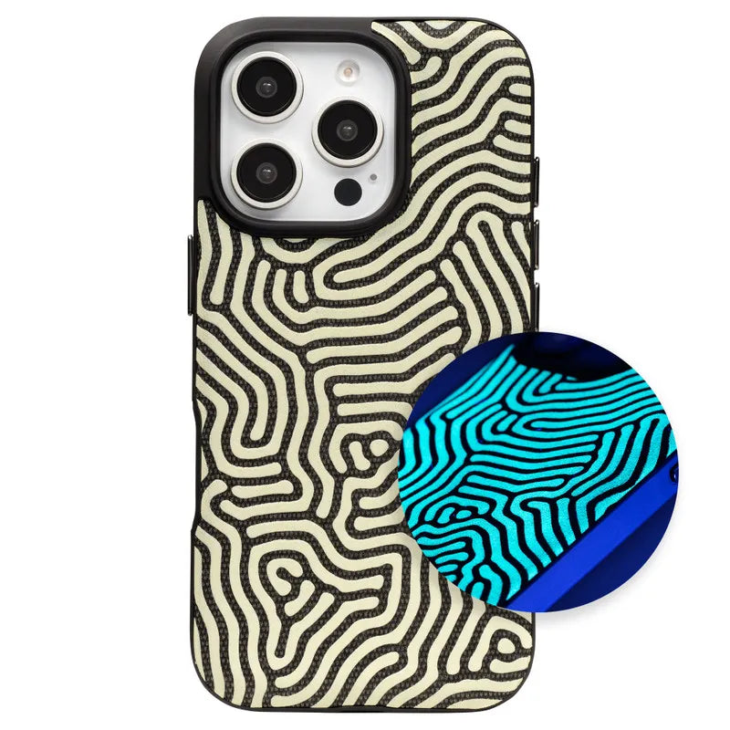 London Snap for MagSafe Cell Phone Case
